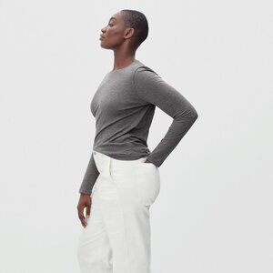 Everlane The Organic Cotton Long-Sleeve Crew Grey Base - Size M